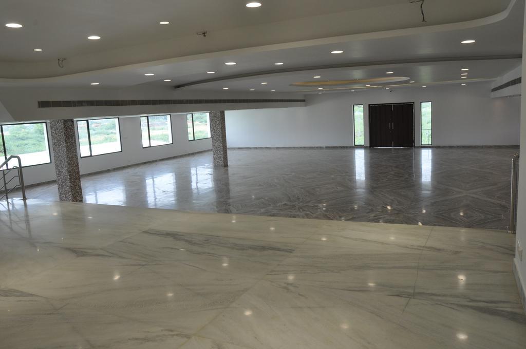 King Paradise Hotel Tiruchirappalli Luaran gambar