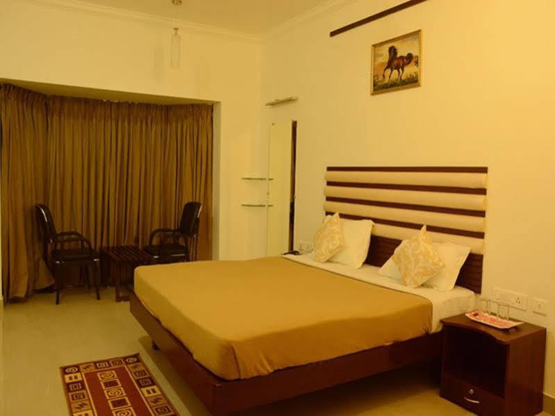 King Paradise Hotel Tiruchirappalli Luaran gambar